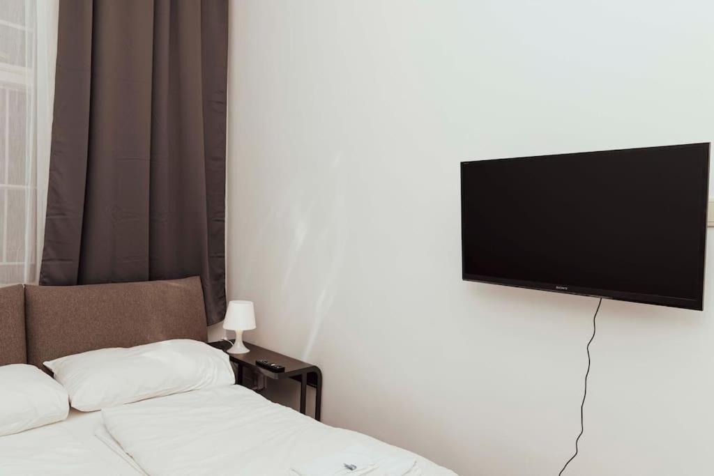Modern Stylish Comfortable 2 Bedroom Apartment 维也纳 外观 照片