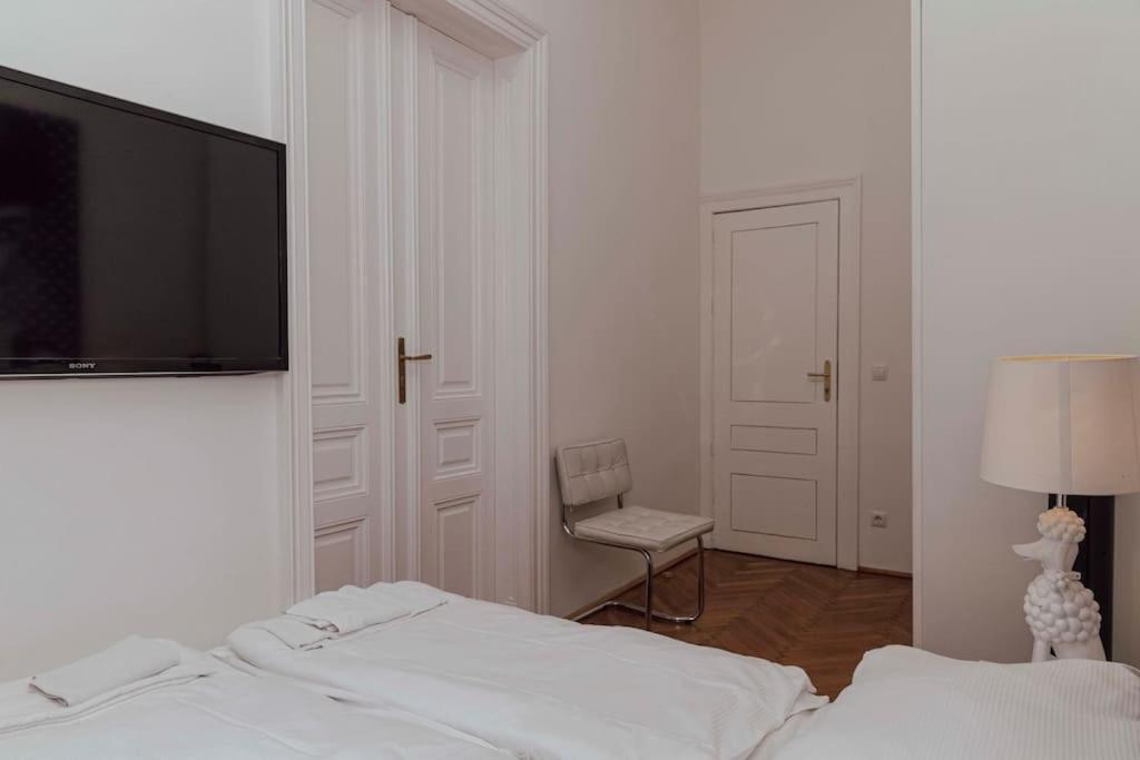 Modern Stylish Comfortable 2 Bedroom Apartment 维也纳 外观 照片