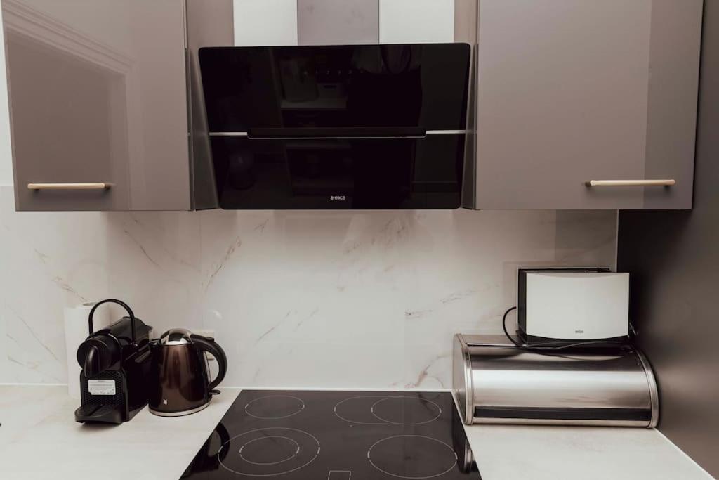 Modern Stylish Comfortable 2 Bedroom Apartment 维也纳 外观 照片